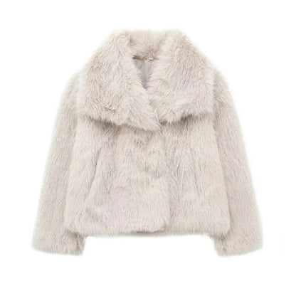 Women's cozy faux fur coat