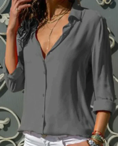 Vera - Classic blouse with button closure