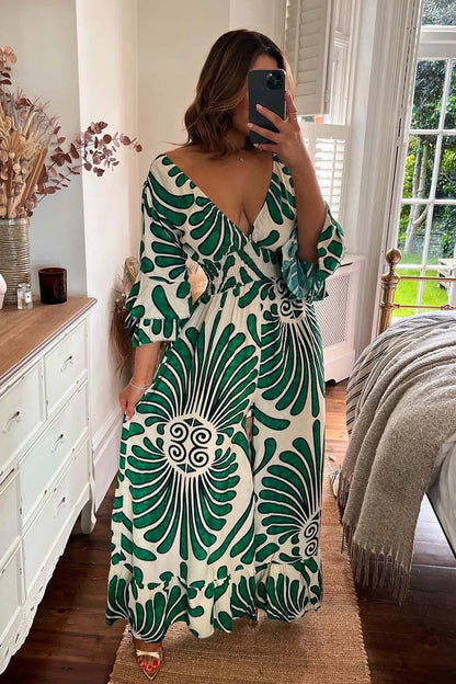 Vintage-style Sara jumpsuit with flounced sleeves and floral print