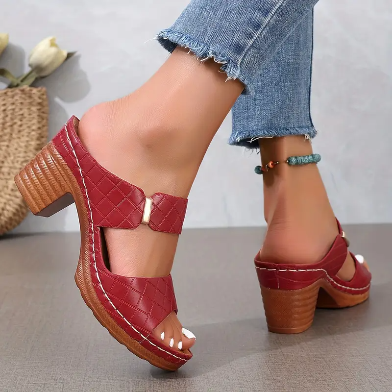 Annina - Women's Quilted Block Heel Slippers